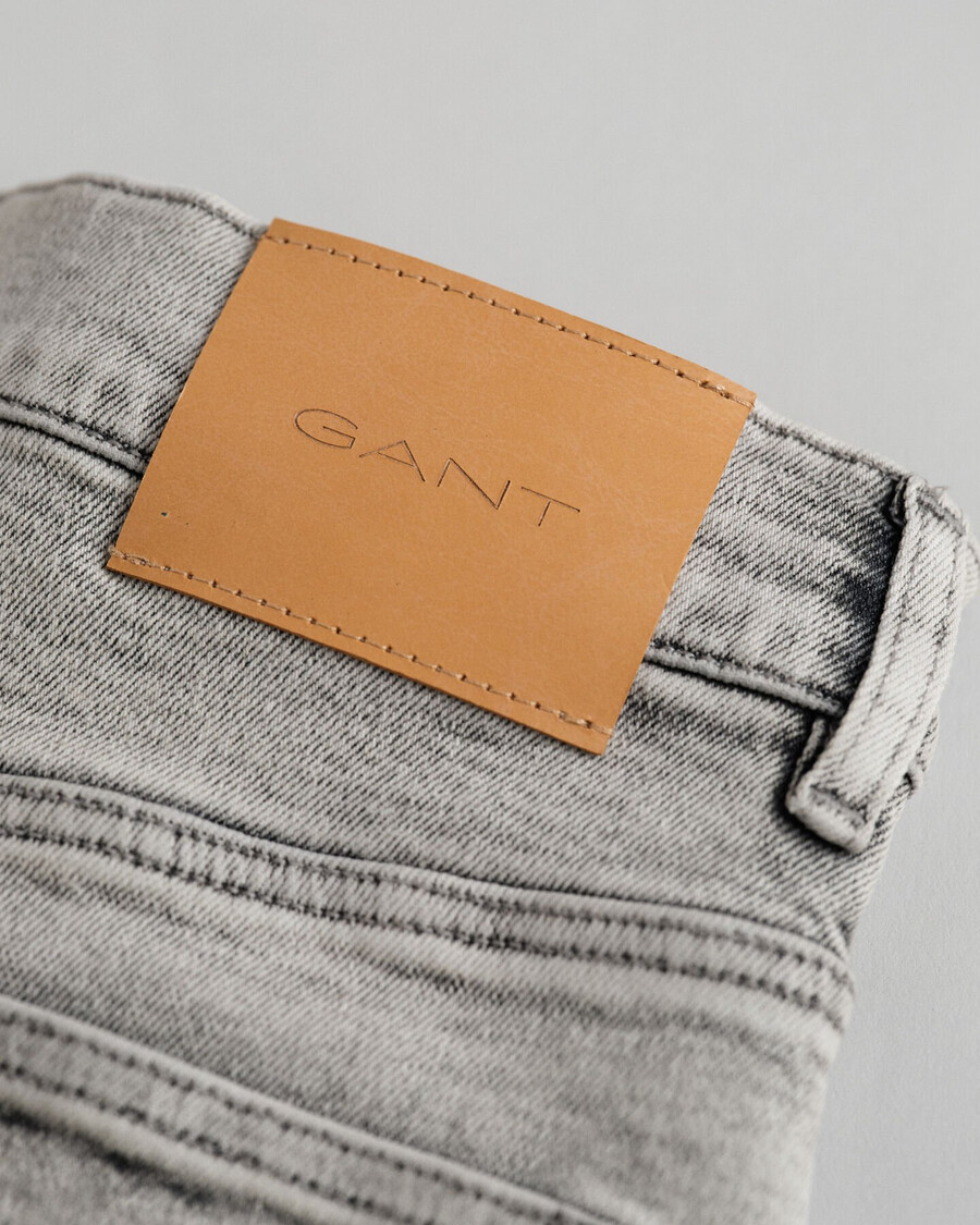 calça jeans bootcut para adolescentes - cinza com efeito desgastado