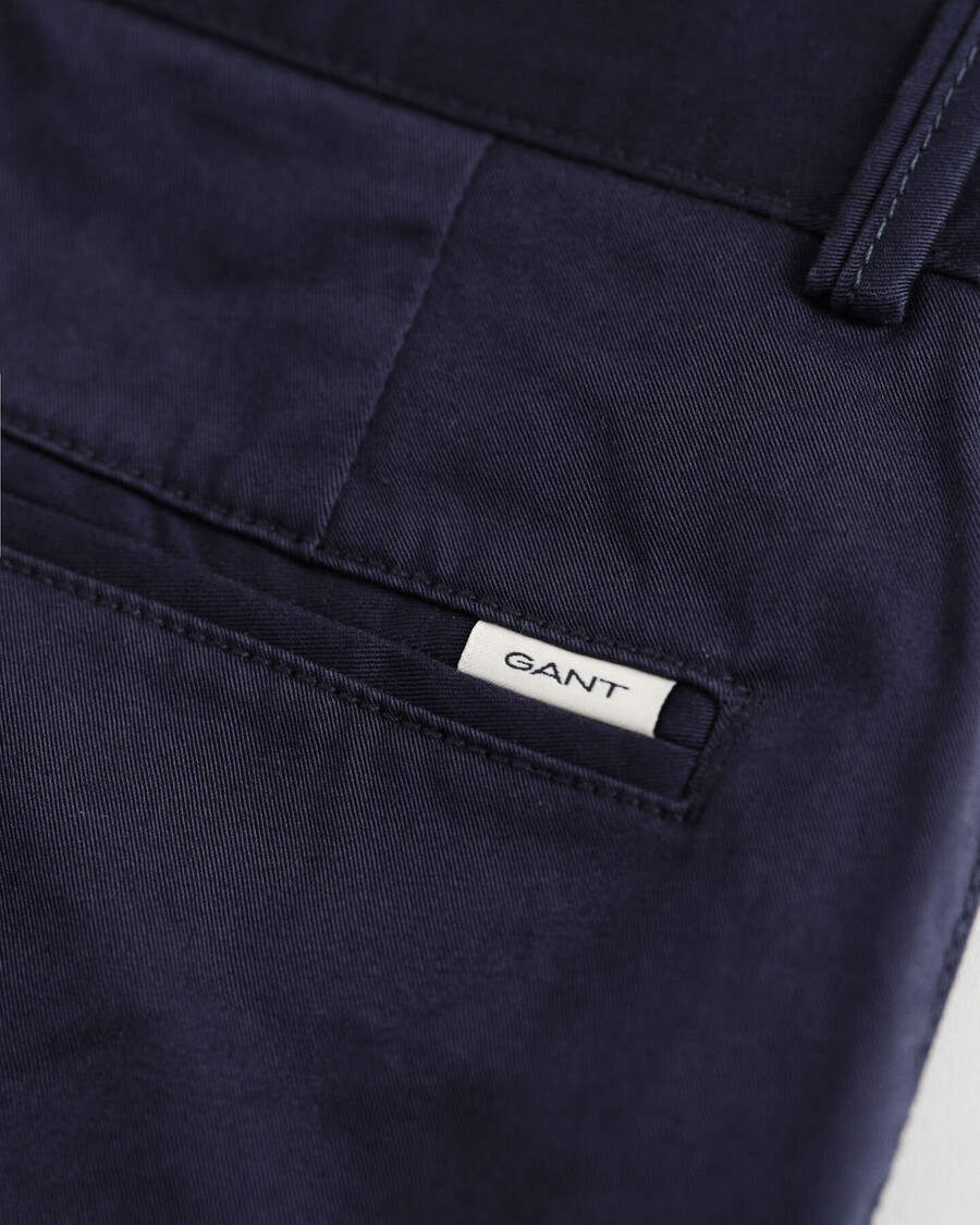 calças chino infantis de corte regular - azul marinho