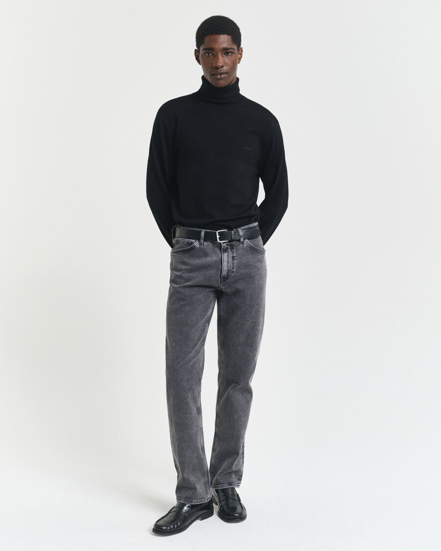 calça jeans preta de corte regular - preta