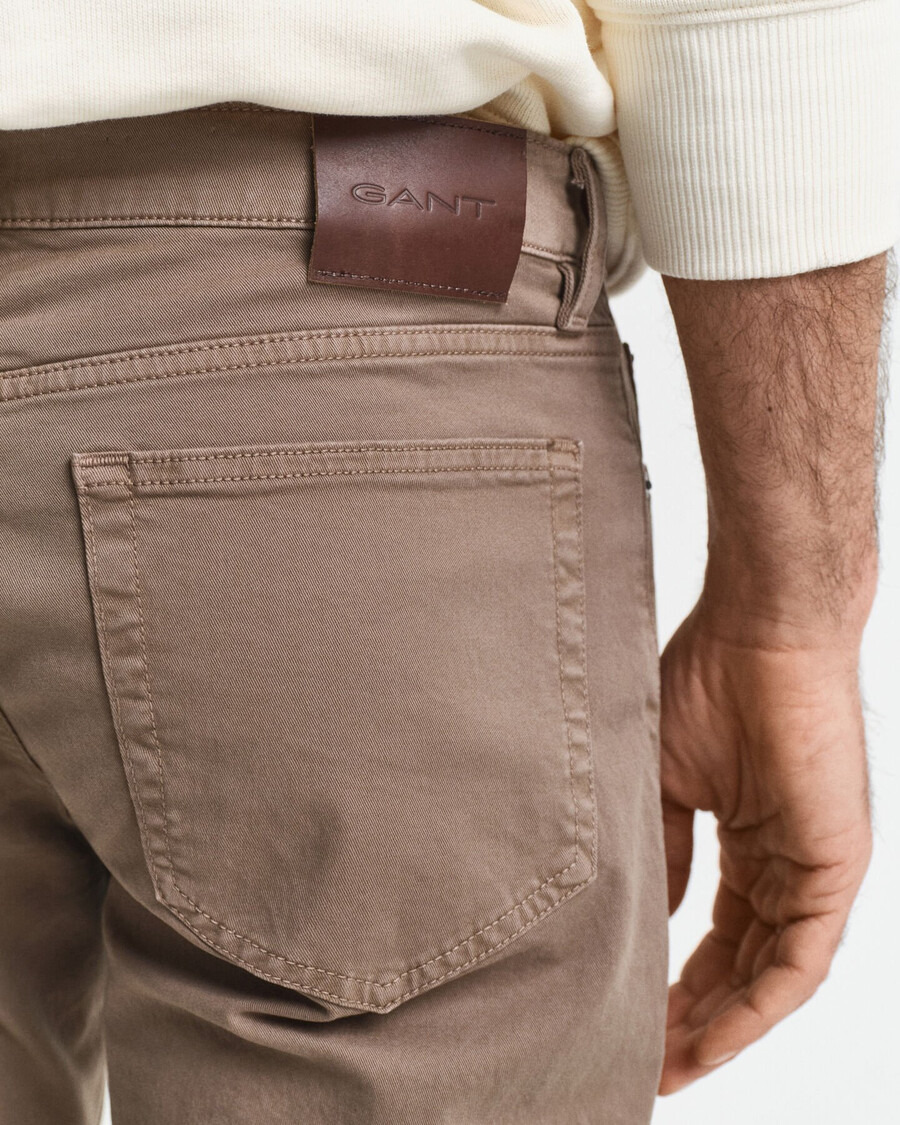 calça jeans desert de corte regular - marrom deserto