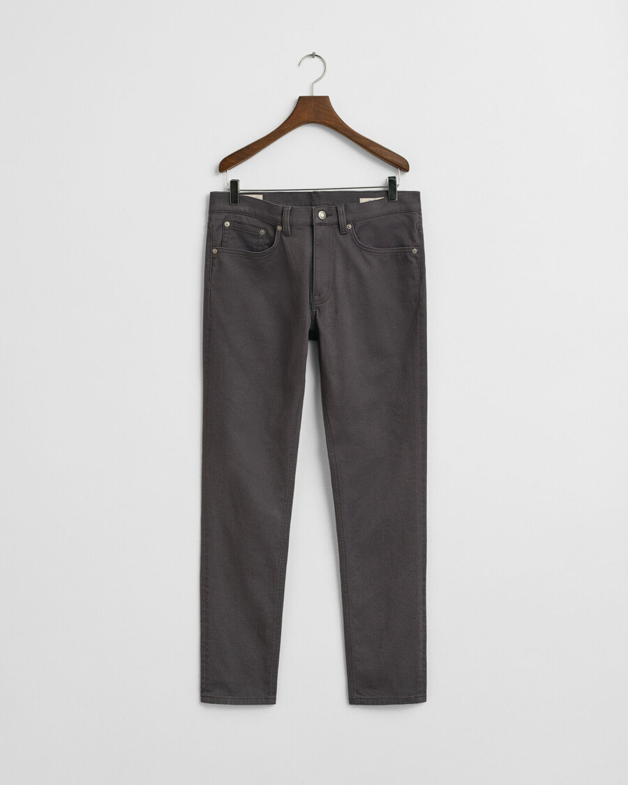 calça jeans slim fit em sarja macia - antracite