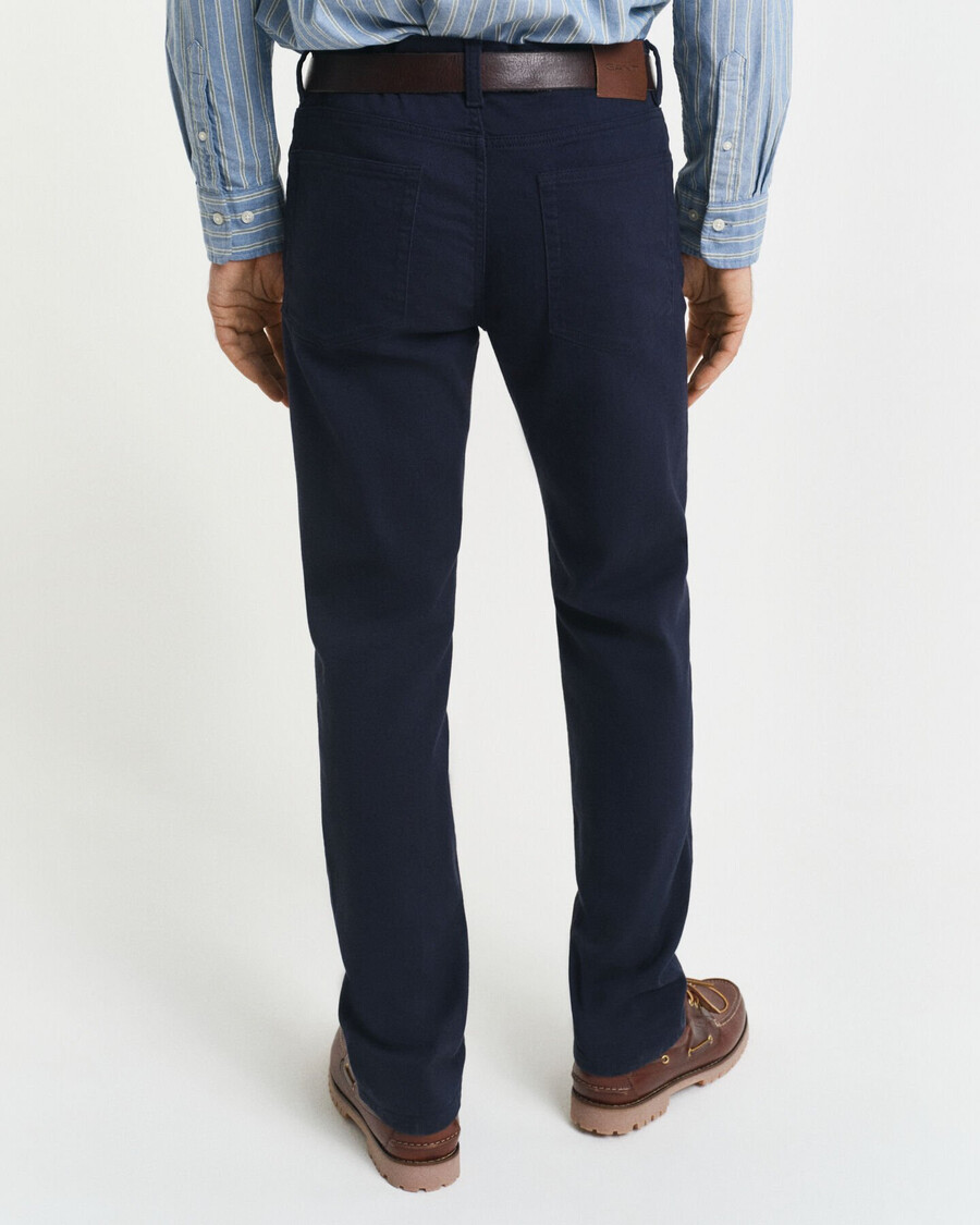 calça jeans de sarja macia com corte regular - azul noite
