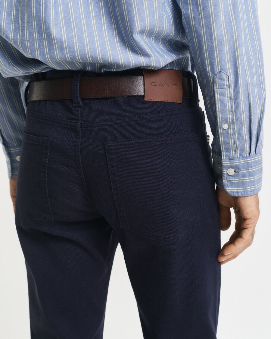 calça jeans de sarja macia com corte regular - azul noite