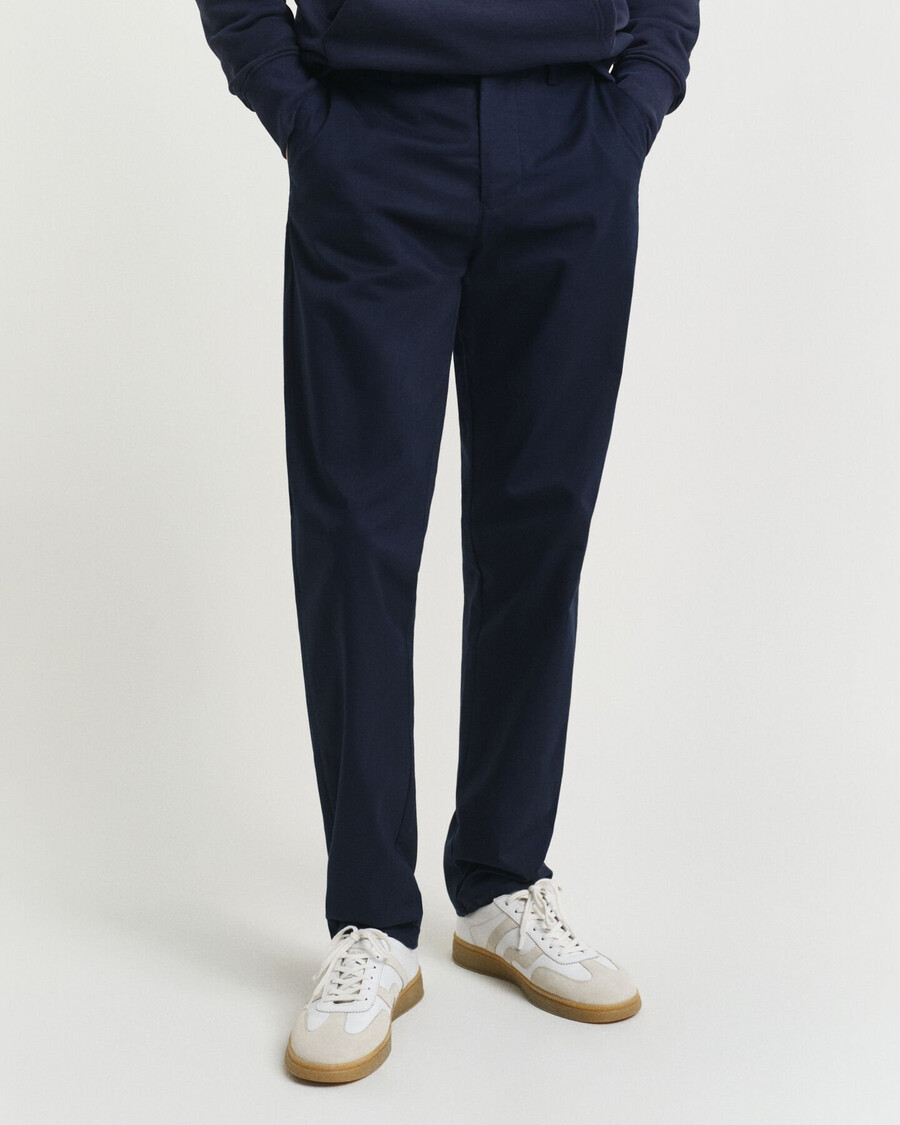 calças chino de corte regular - azul marinho
