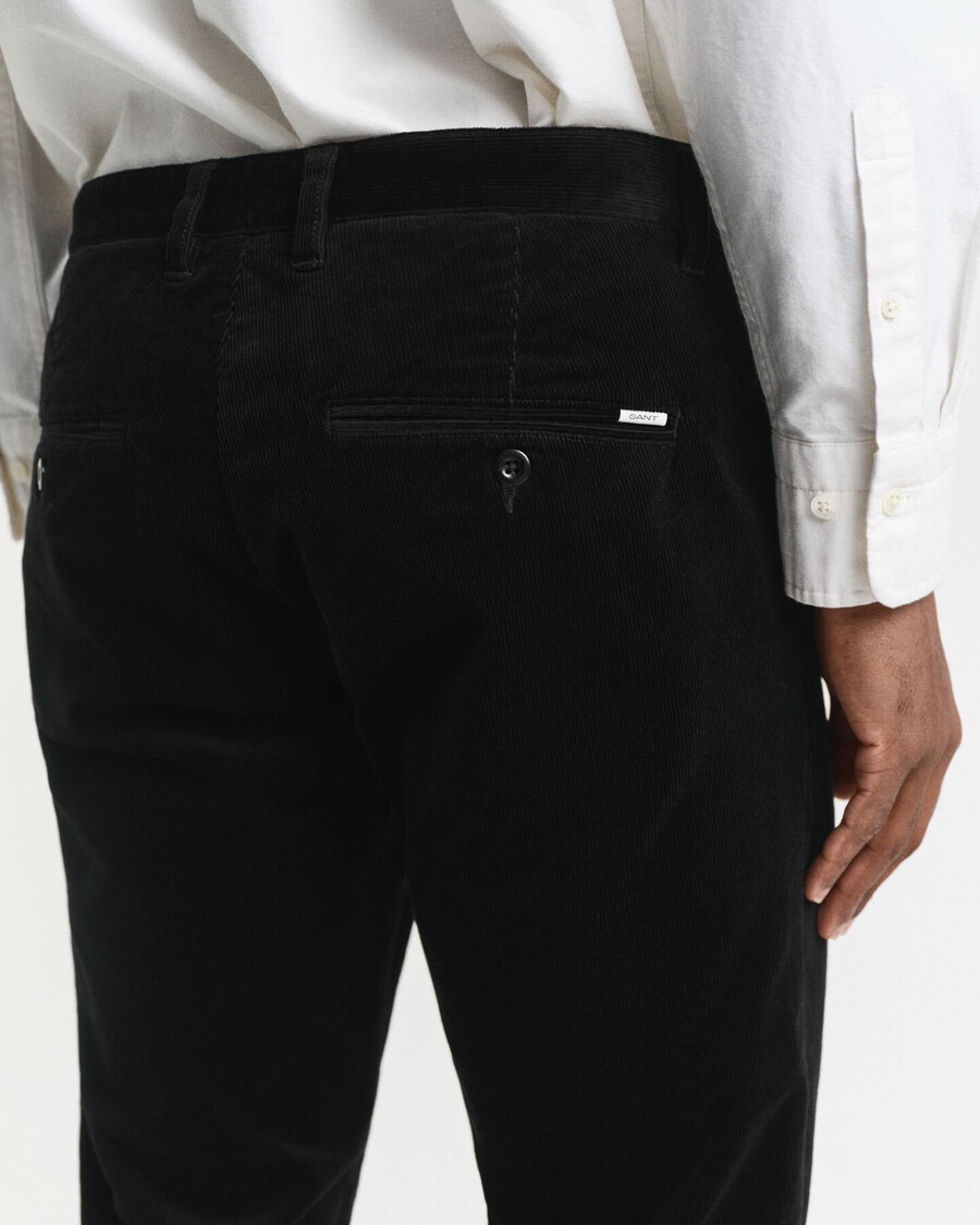 calça chino de veludo cotelê slim fit - preta