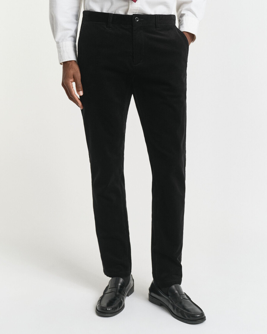 calça chino de veludo cotelê slim fit - preta