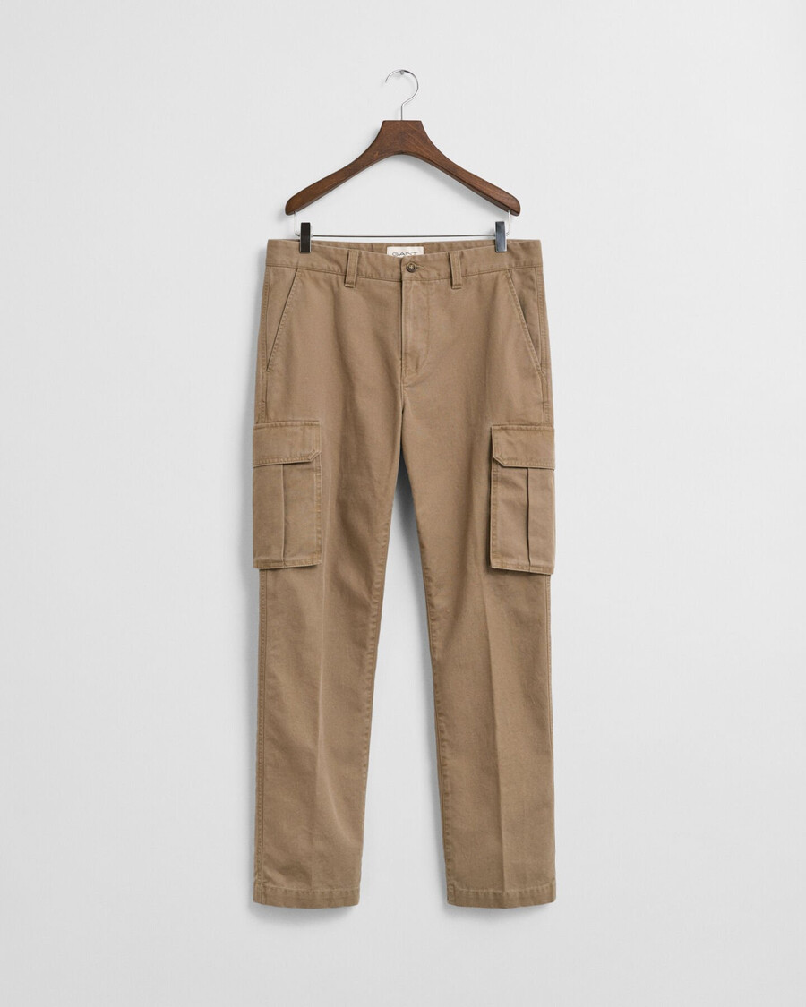 calça cargo de sarja de algodão com corte regular - taupe claro