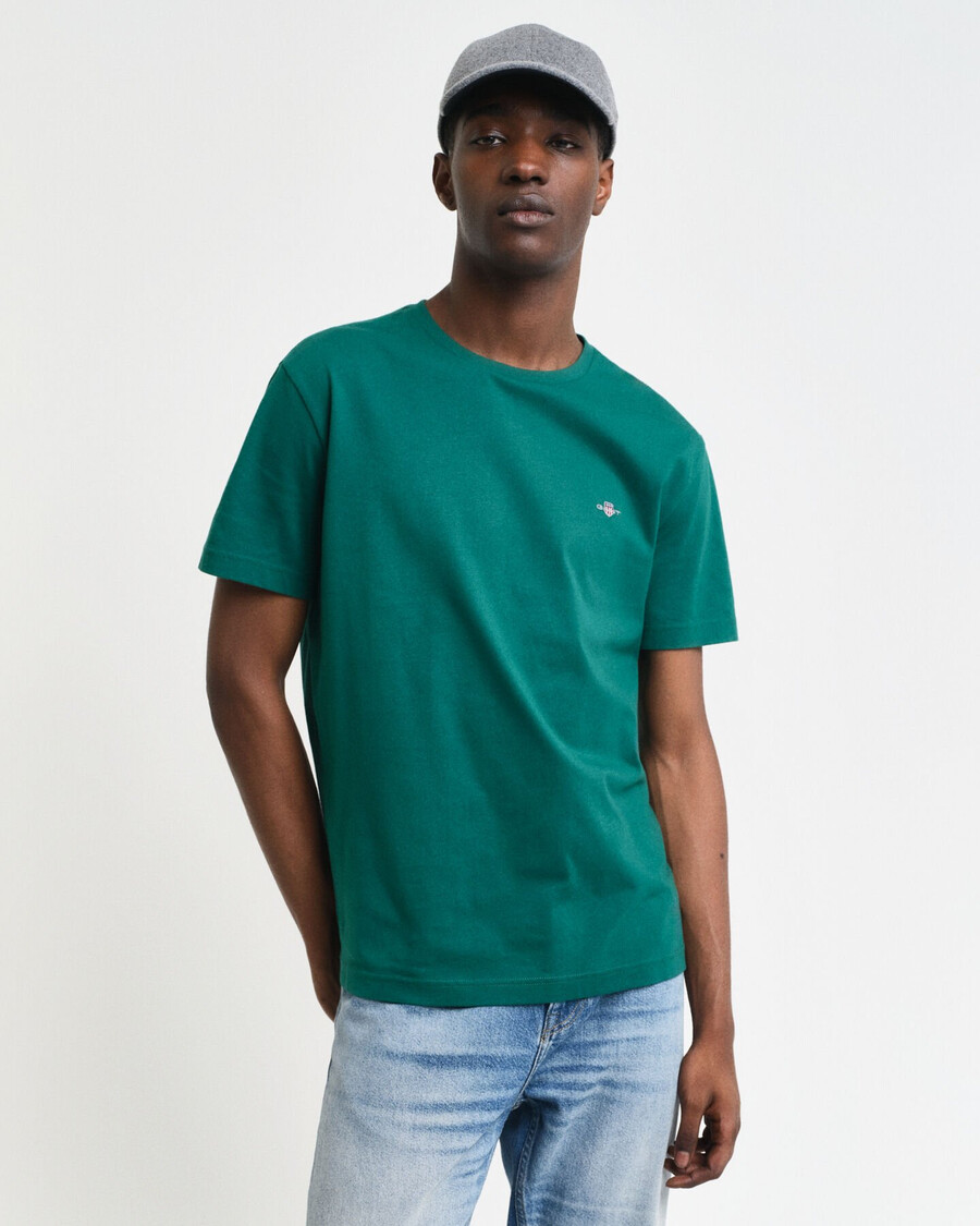 camiseta shield de corte regular - verde floresta escuro