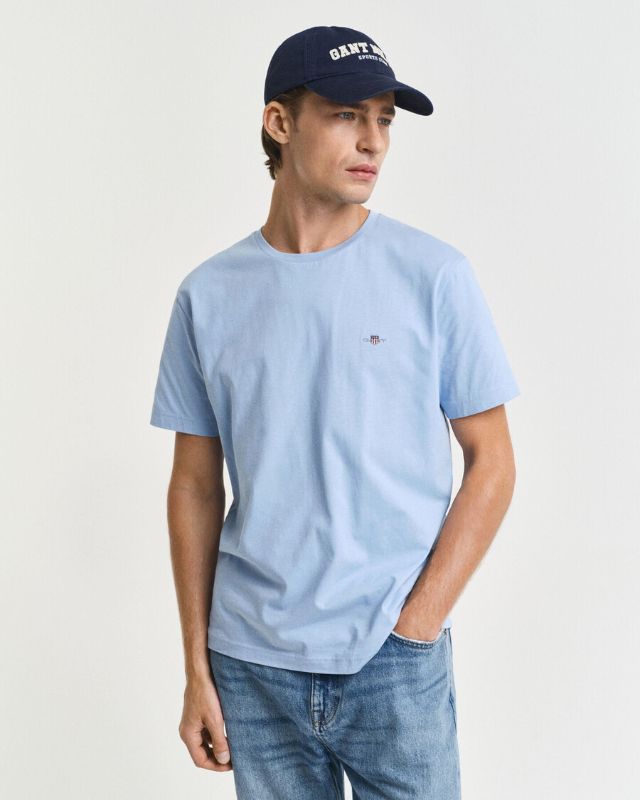 camiseta shield de corte regular - azul capri