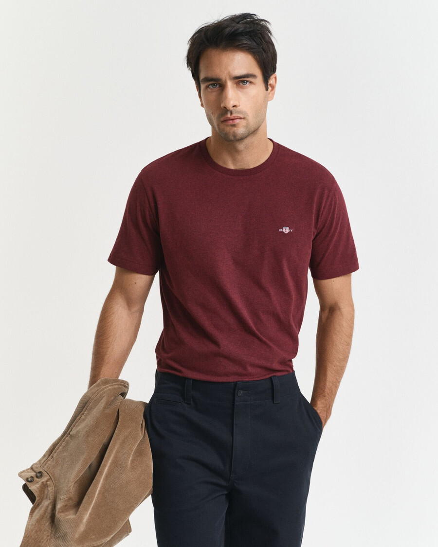 camiseta shield de corte regular - bordô mesclado