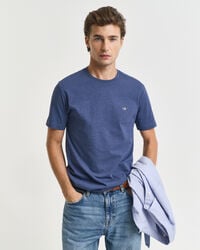 camiseta shield de corte regular - jeans escuro mesclado