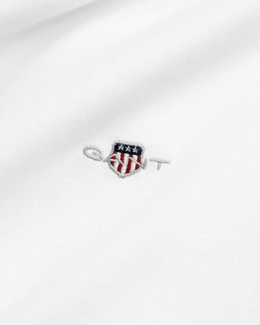 camiseta slim fit shield - branca