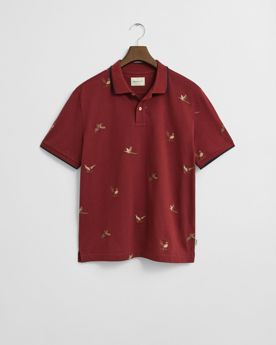 camisa polo bordada - vermelha com detalhes em relevo