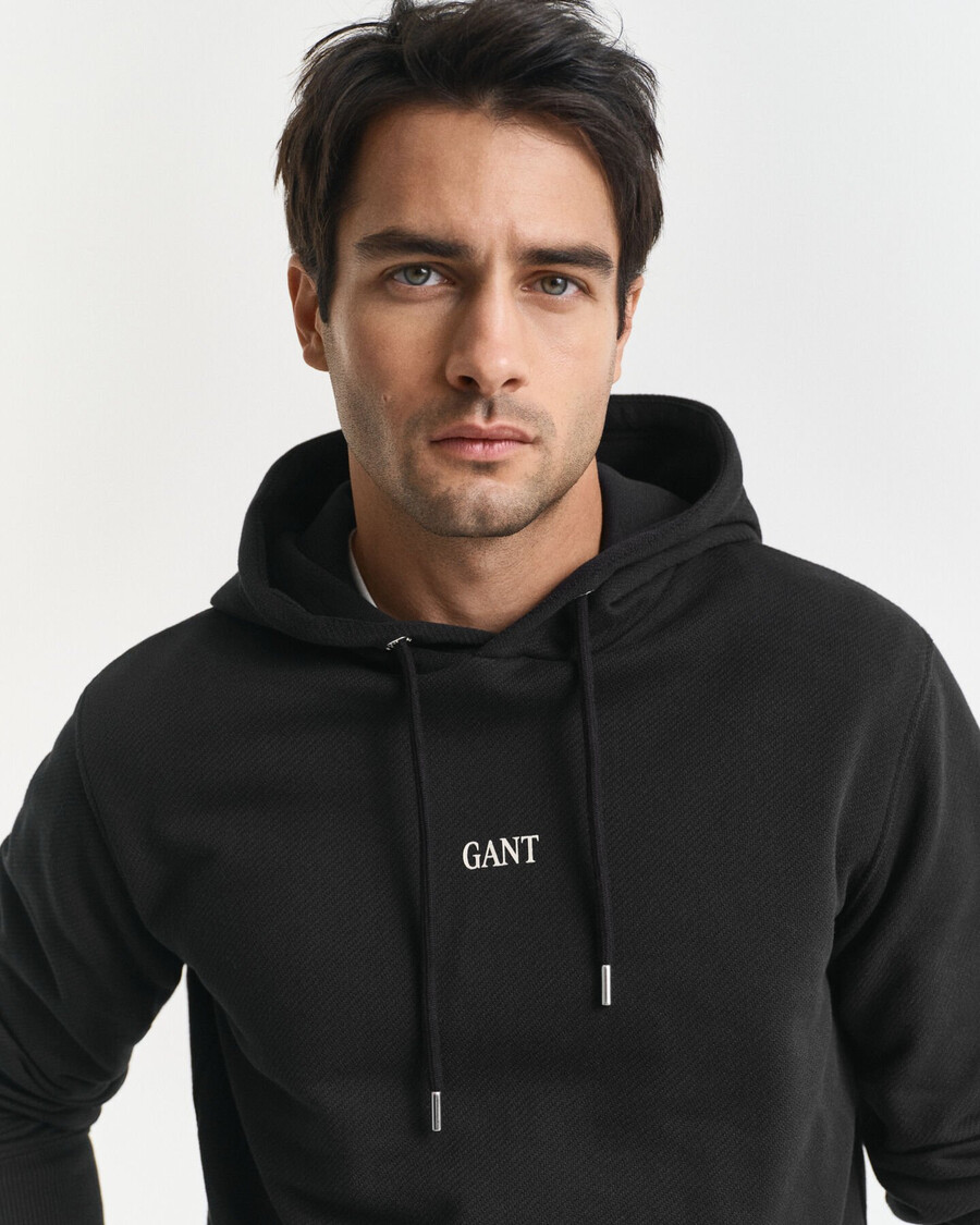moletom com capuz estampado pequeno - preto