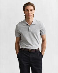 camisa polo shield piqué de corte regular - cinza mesclado