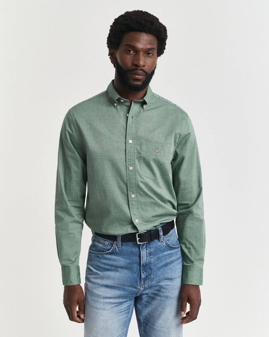 camisa clássica de popeline com corte regular - verde floresta