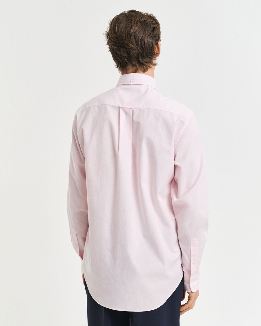 camisa clássica de popeline com modelagem regular - rosa claro