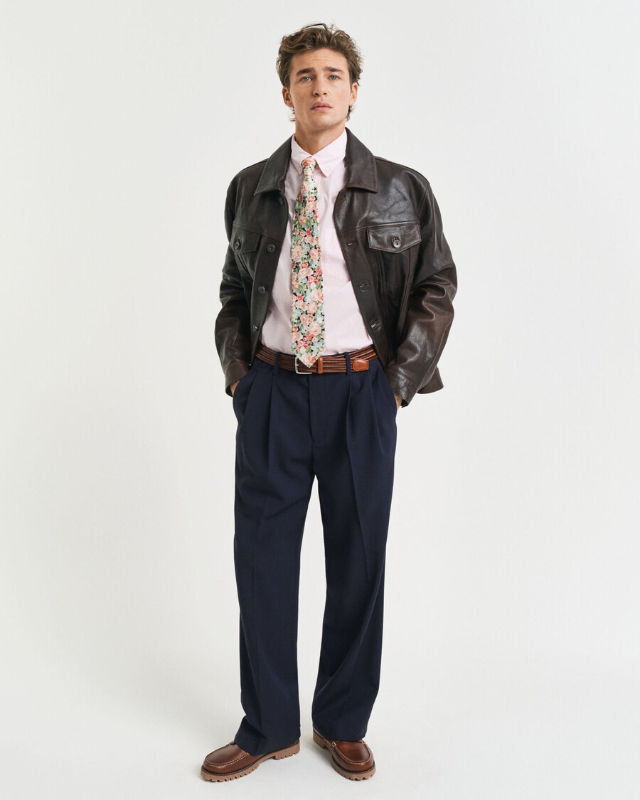 camisa clássica de popeline com modelagem regular - rosa claro