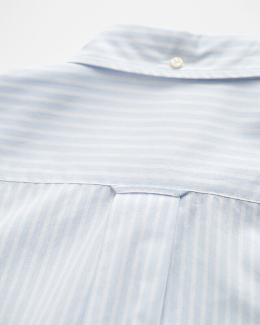 camisa clássica listrada de popeline com modelagem regular - azul claro