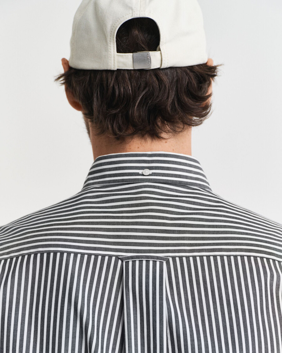 camisa clássica listrada de popeline com modelagem regular - preta