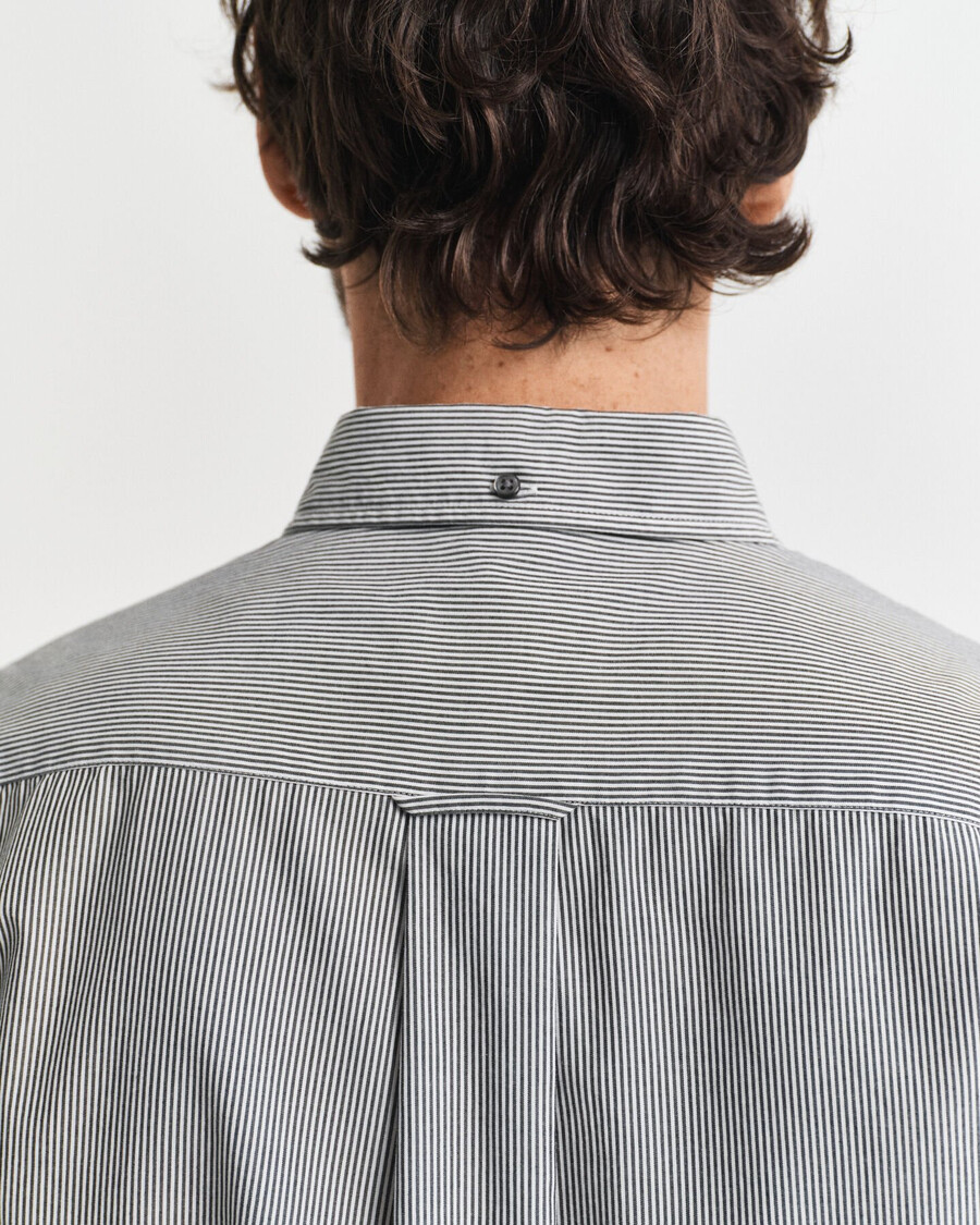 camisa clássica de popeline com riscas estilo banqueiro corte regular - preta