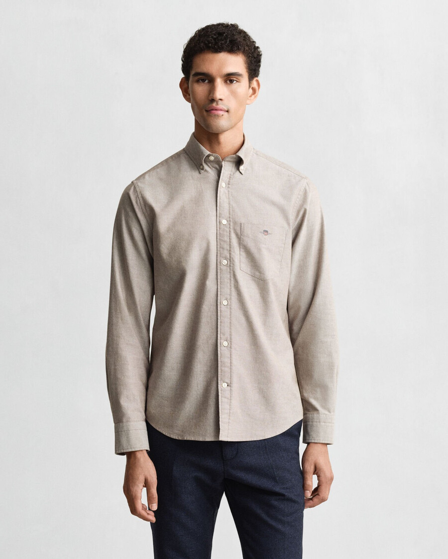 camisa oxford clássica de corte regular - castanho mogno