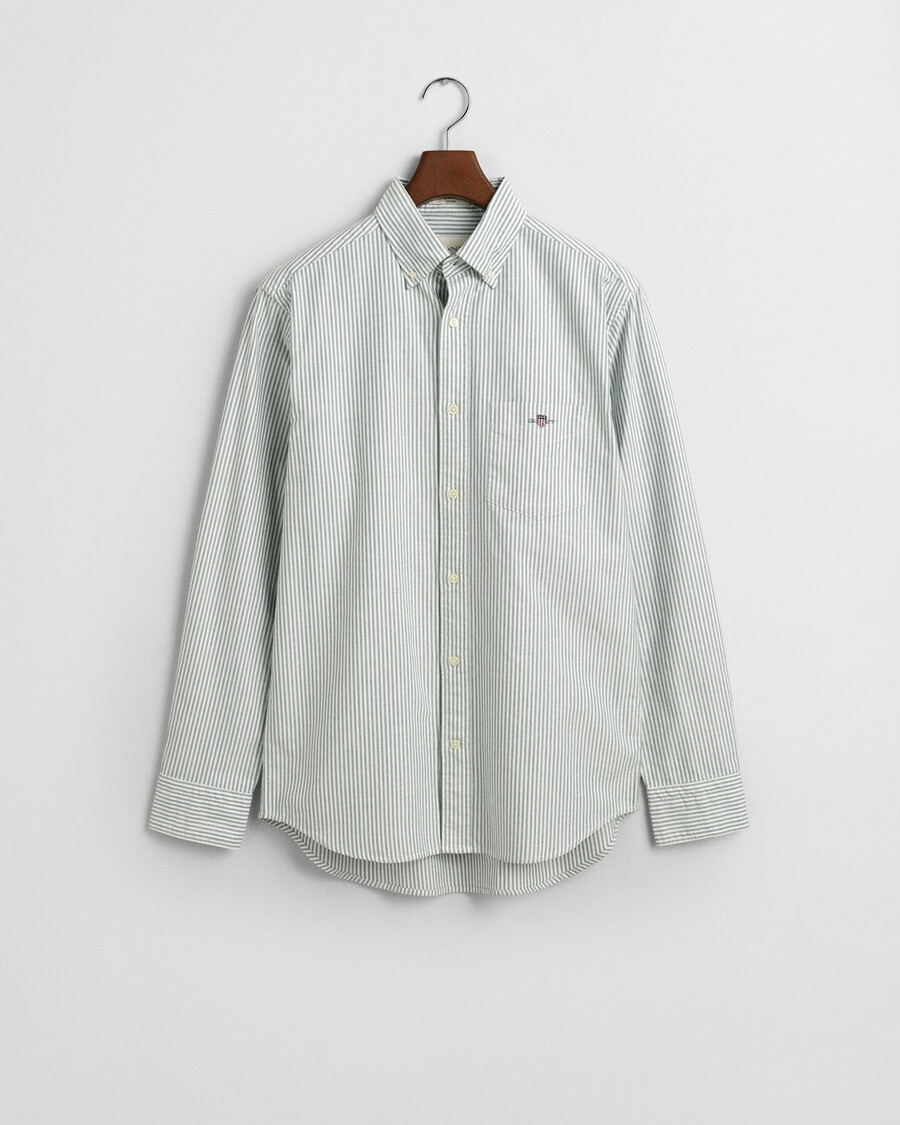 camisa oxford clássica com riscas brancas e corte regular - verde floresta