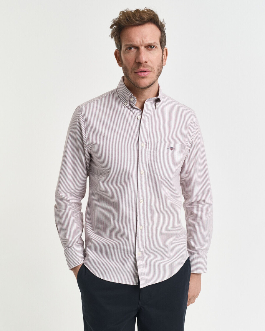 camisa oxford clássica com listras bancárias e corte regular - vermelho encorpado