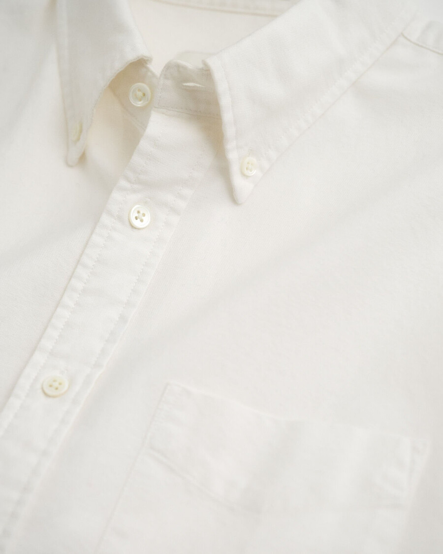 camisa oxford heritage relaxed fit - cor casca de ovo