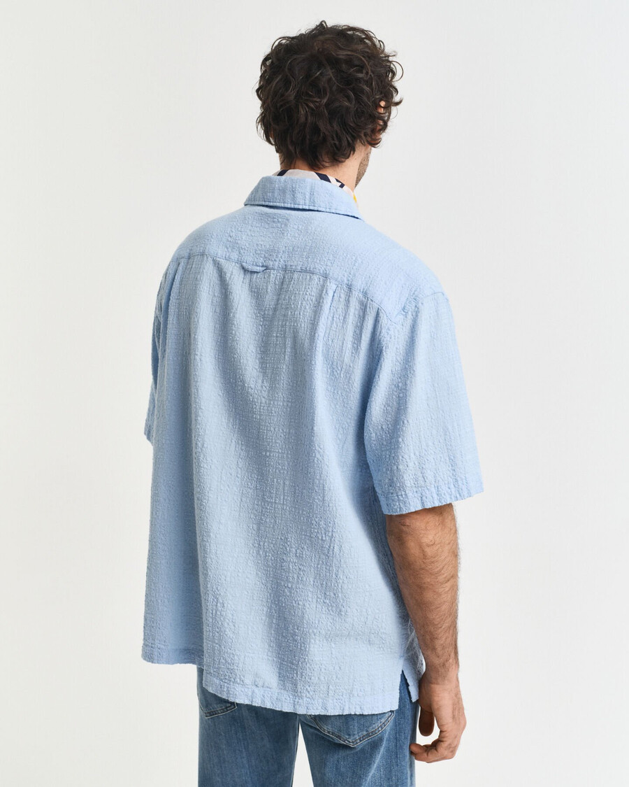 camisa de manga curta texturizada com modelagem relaxada - azul capri