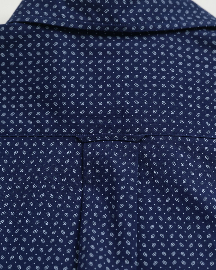 camisa de corte regular com microestampa - azul clássico