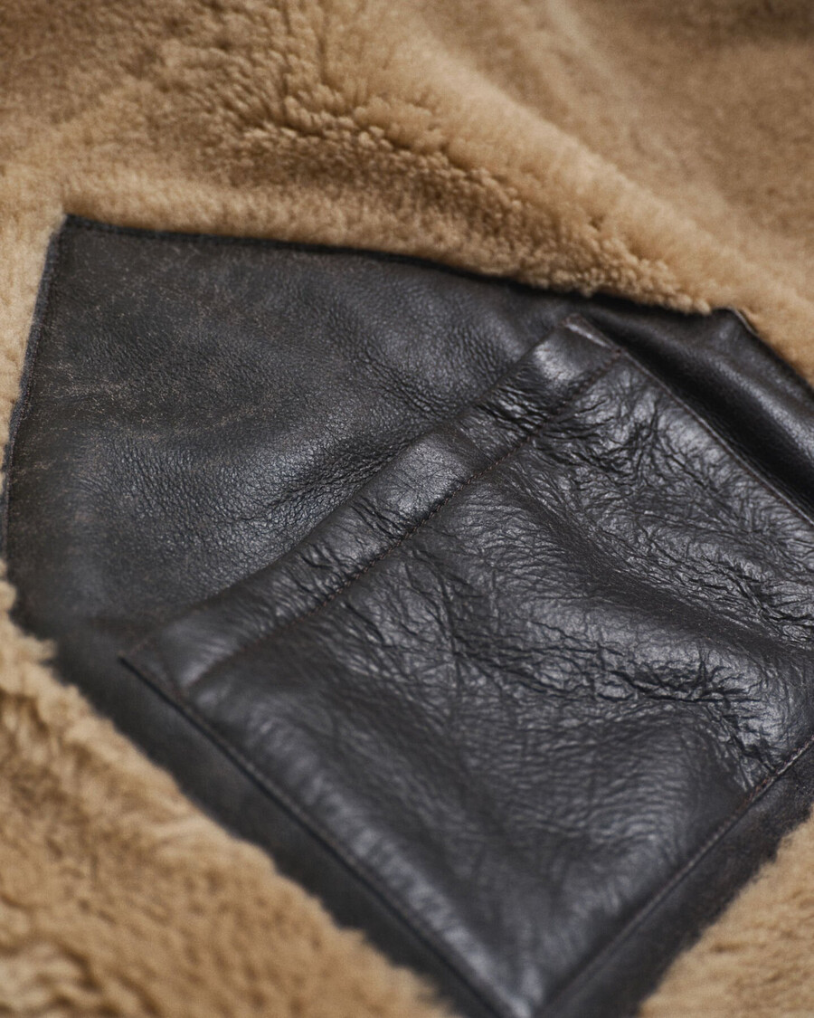 jaqueta de couro com forro de pele de carneiro wornin leather - marrom escuro