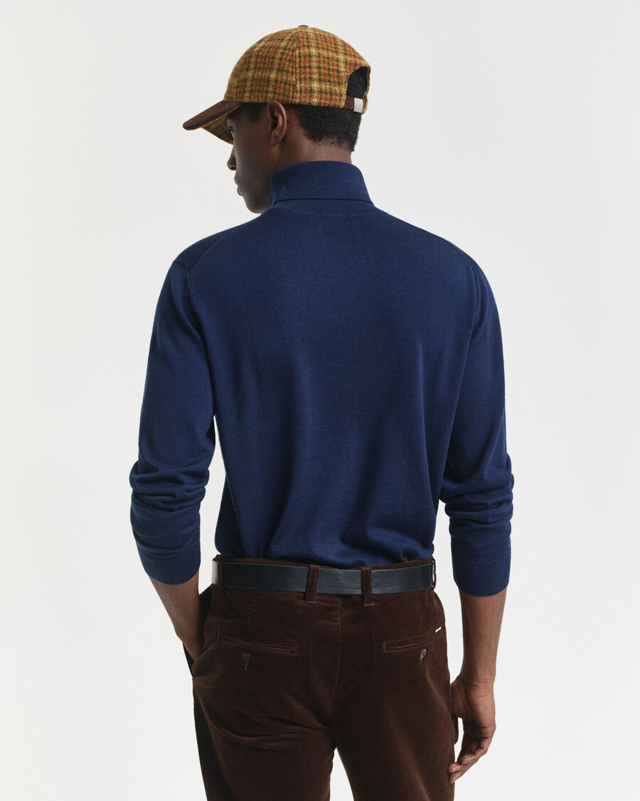suéter de gola alta em lã merino extrafina - azul-marinho