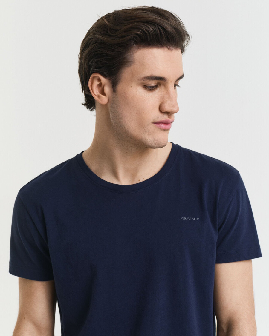 conjunto com 2 camisetas de gola redonda - azul-marinho branca