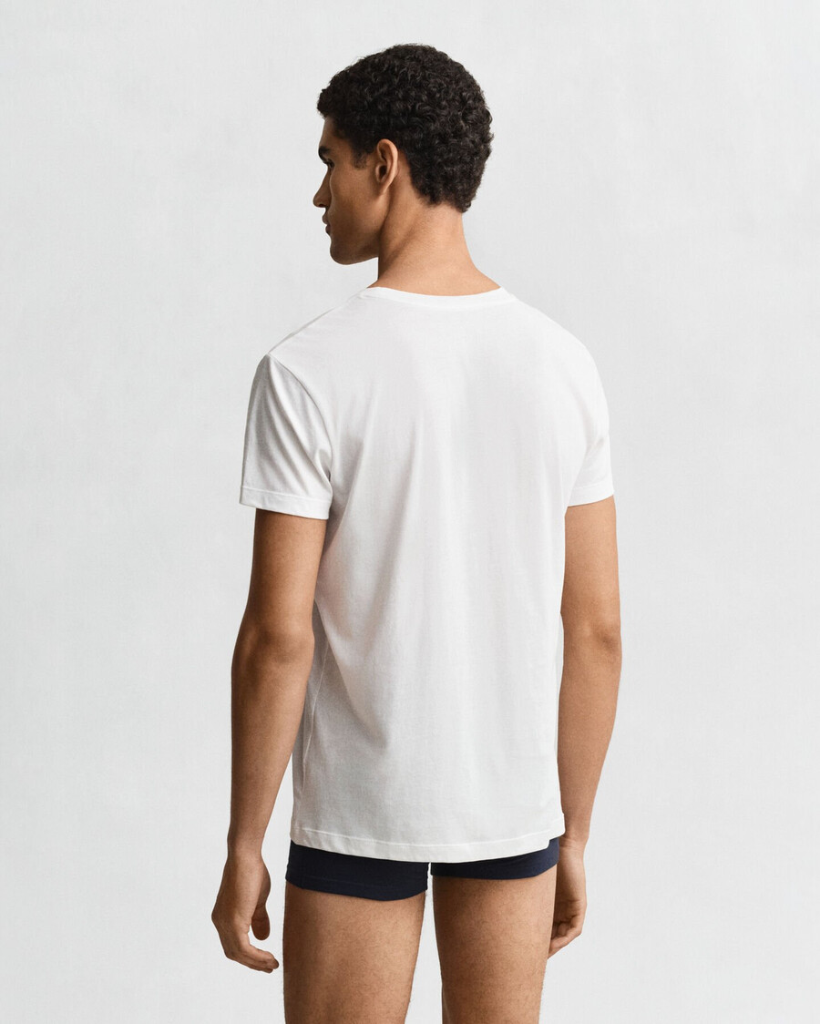 pacote com 2 camisetas de gola redonda - brancas