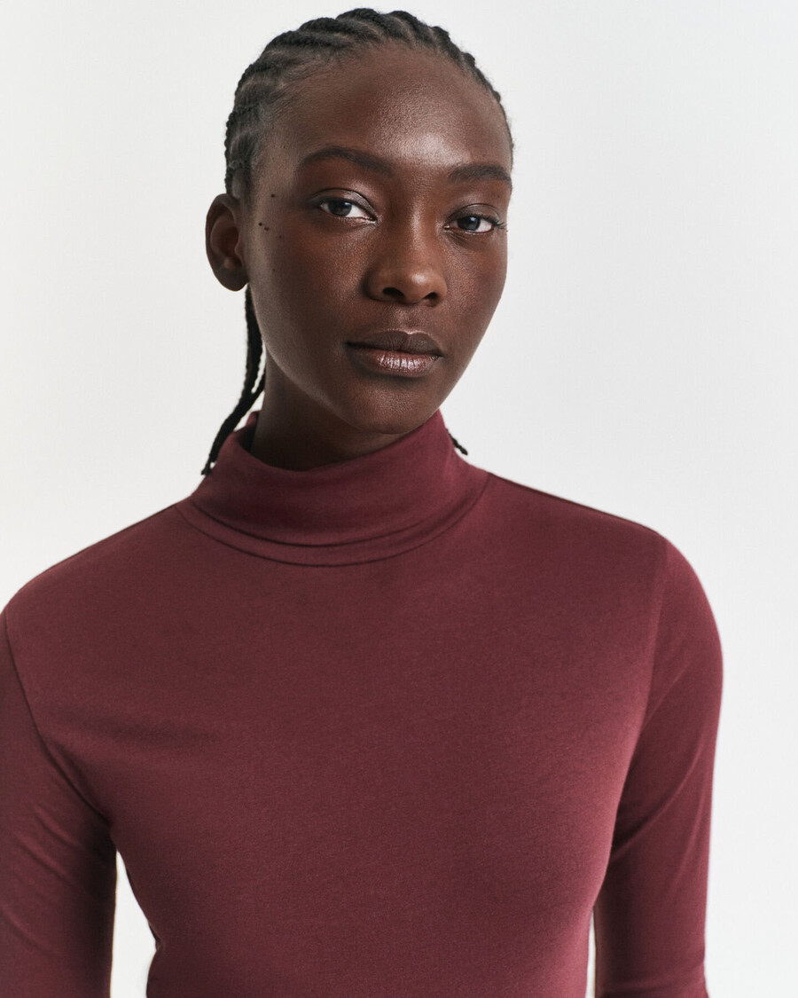 blusa de gola alta leve em algodão - vinho ameixa