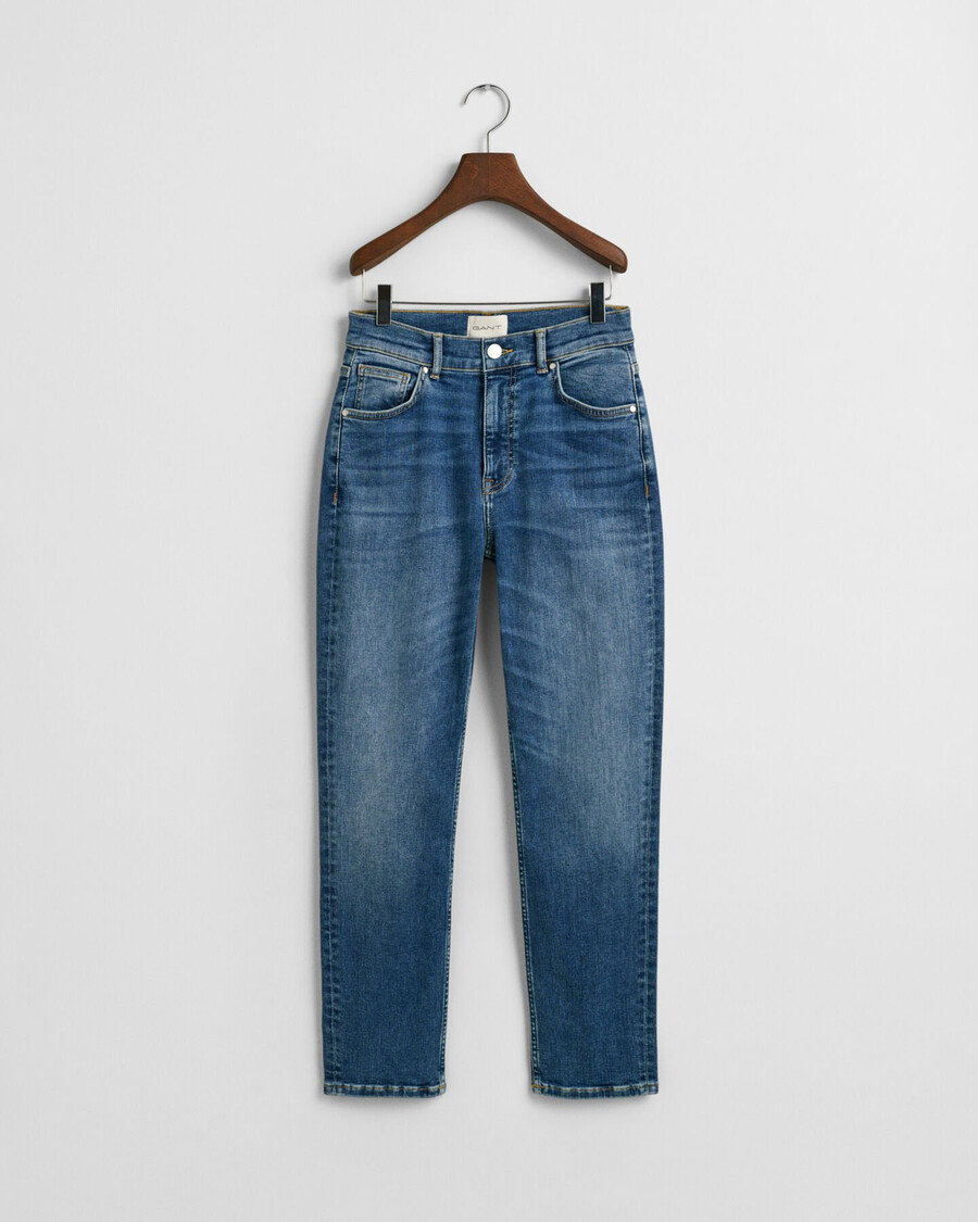 calça jeans cropped slim fit - azul médio com efeito desgastado