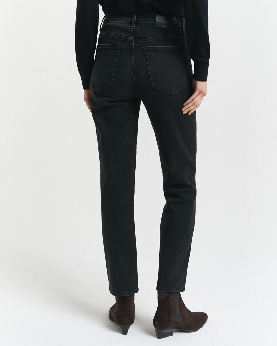 calça jeans preta cropped slim fit - preta com efeito desgastado