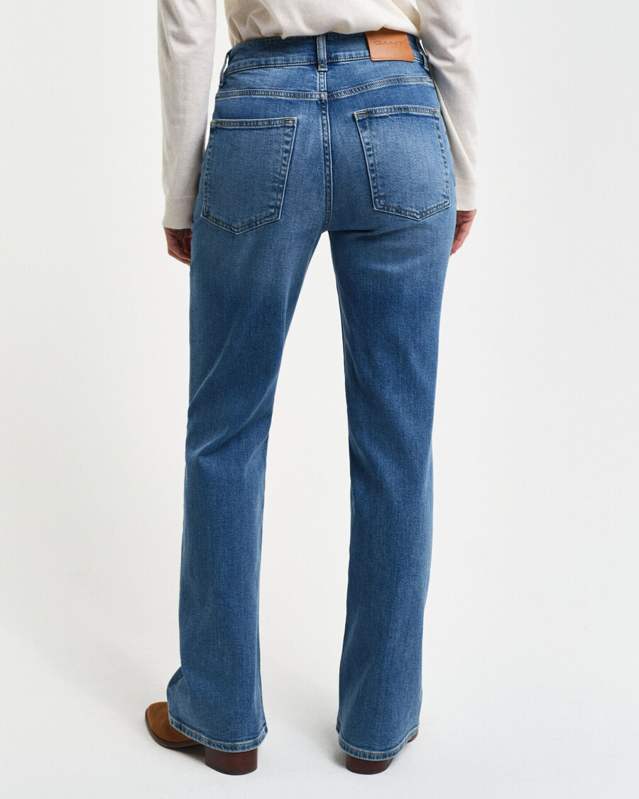 calça jeans flare slim fit - azul médio arquivo