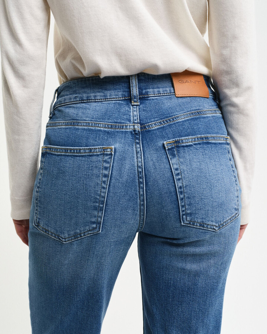 calça jeans flare slim fit - azul médio arquivo