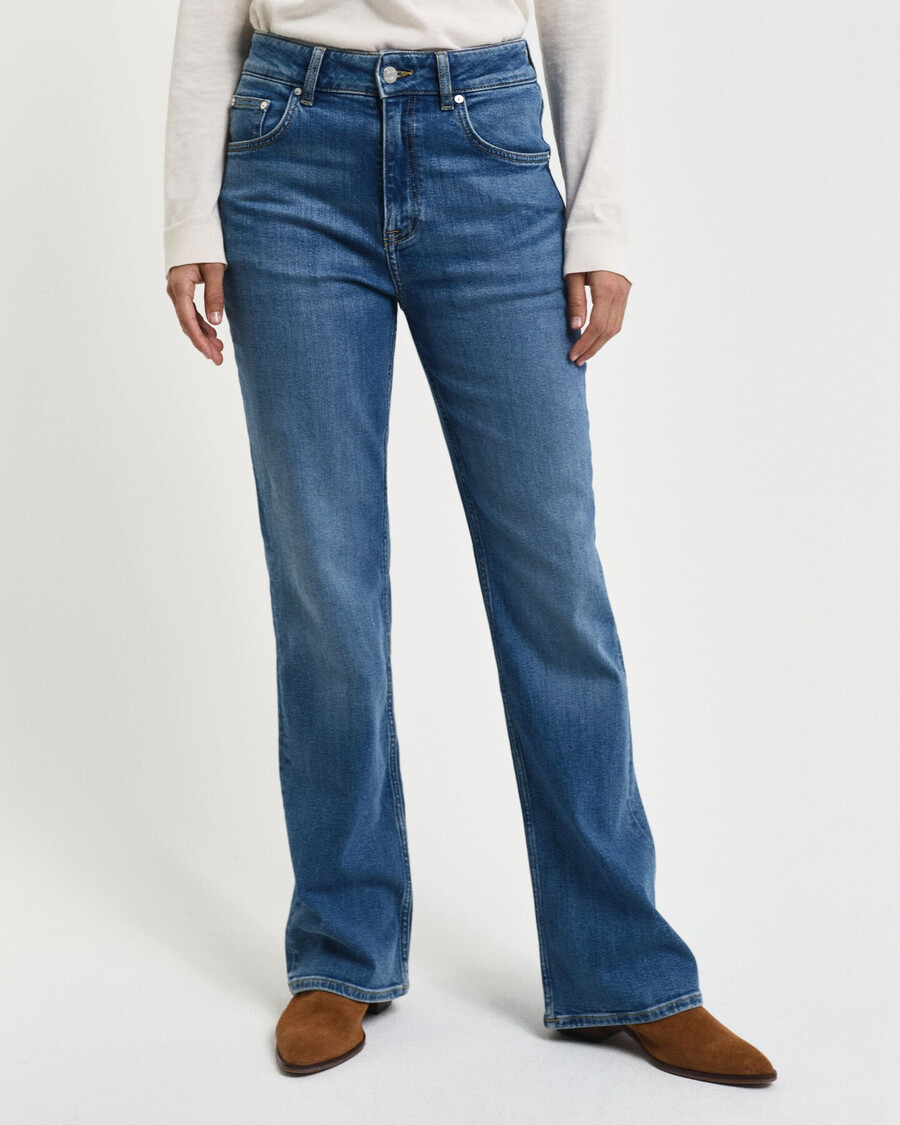 calça jeans flare slim fit - azul médio arquivo