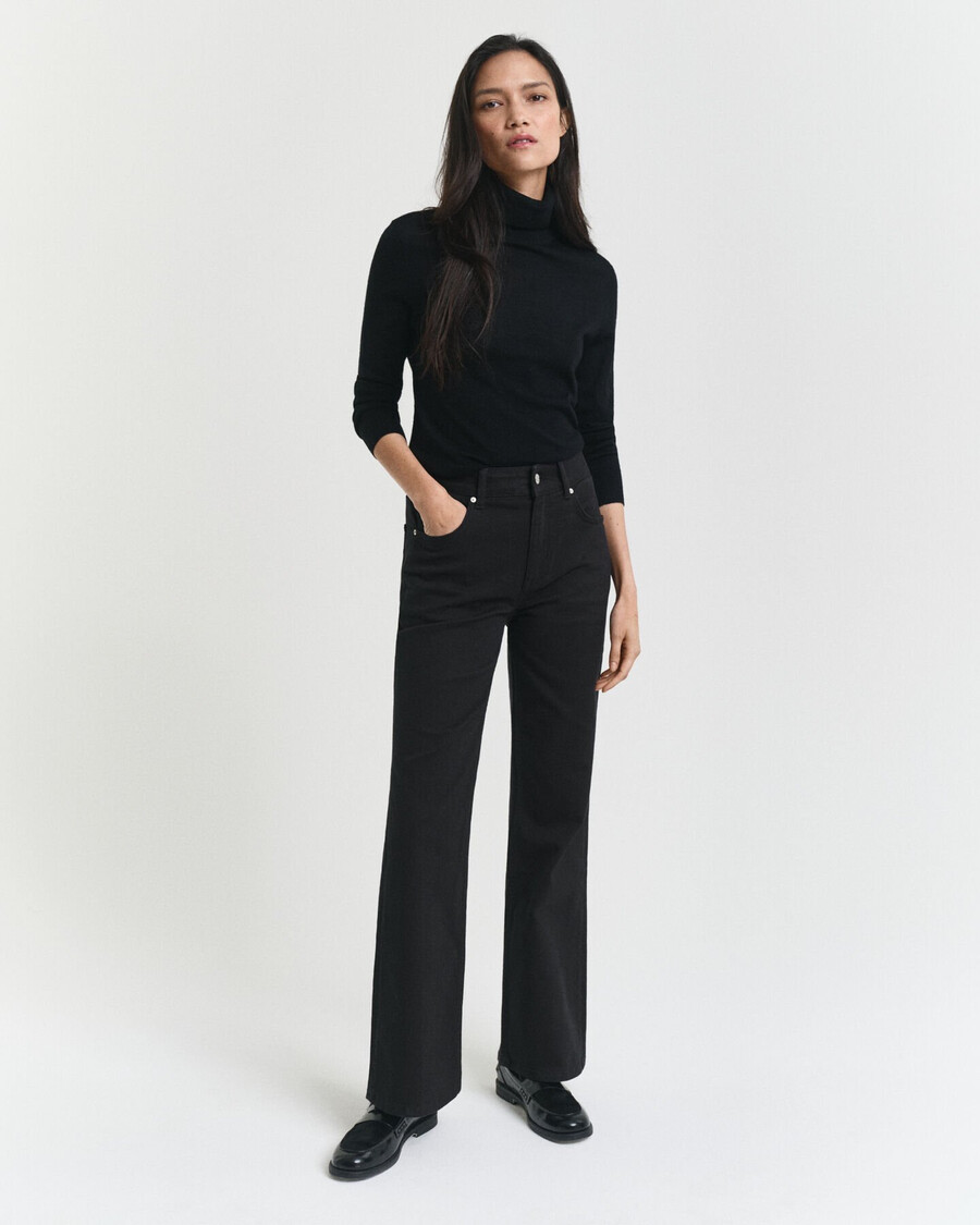 calça jeans preta flare slim fit - preta