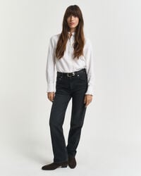 calça jeans reta com elastano - preta estilo destroyed