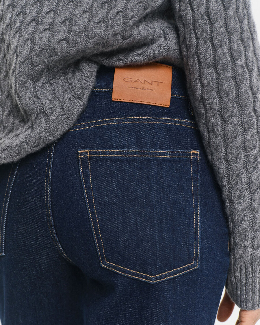 calça jeans reta com elastano - azul escuro