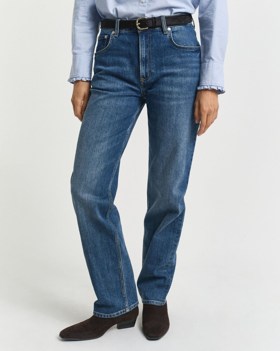 calça jeans reta com elastano - azul médio estilo desbotado