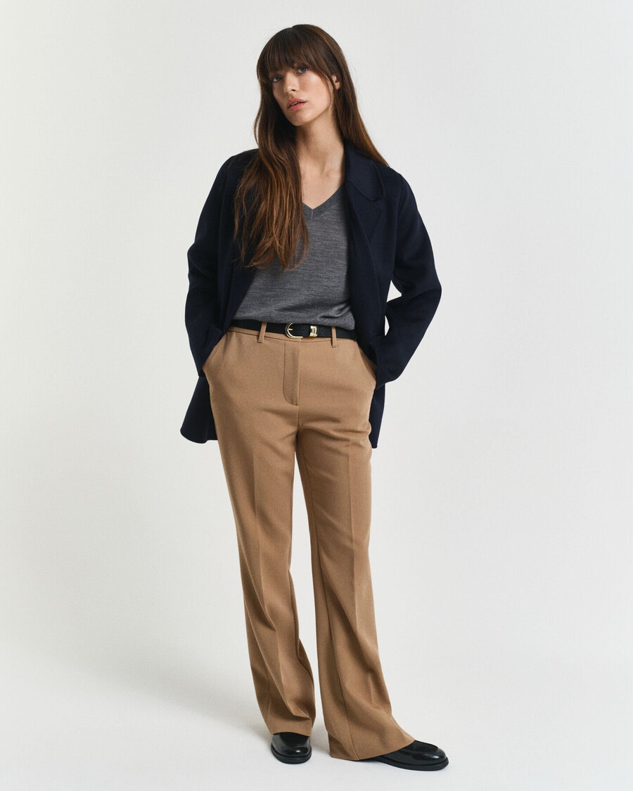 calças boca de sino slim fit - cáqui quente