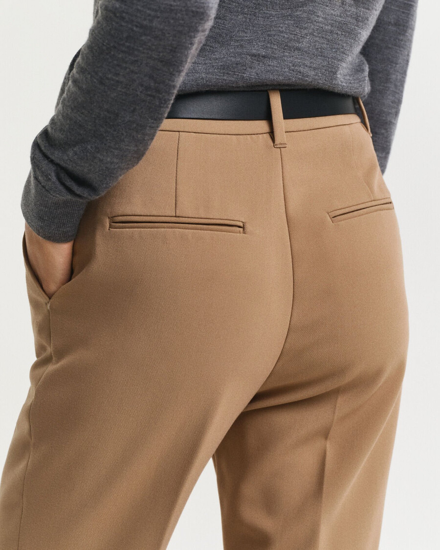 calças boca de sino slim fit - cáqui quente