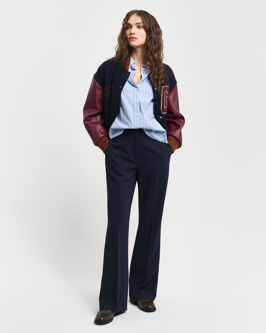 calça boca de sino slim fit - azul noite