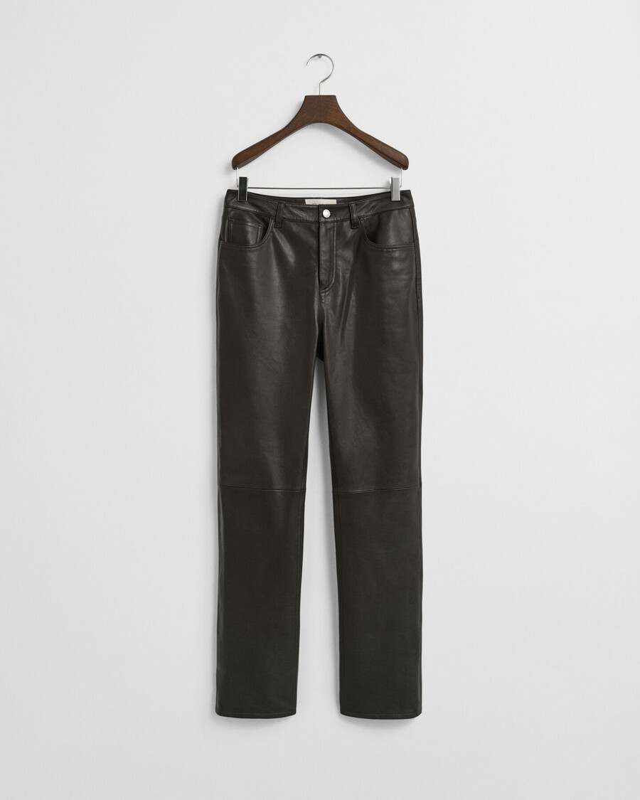 calça de couro com 5 bolsos - marrom escuro