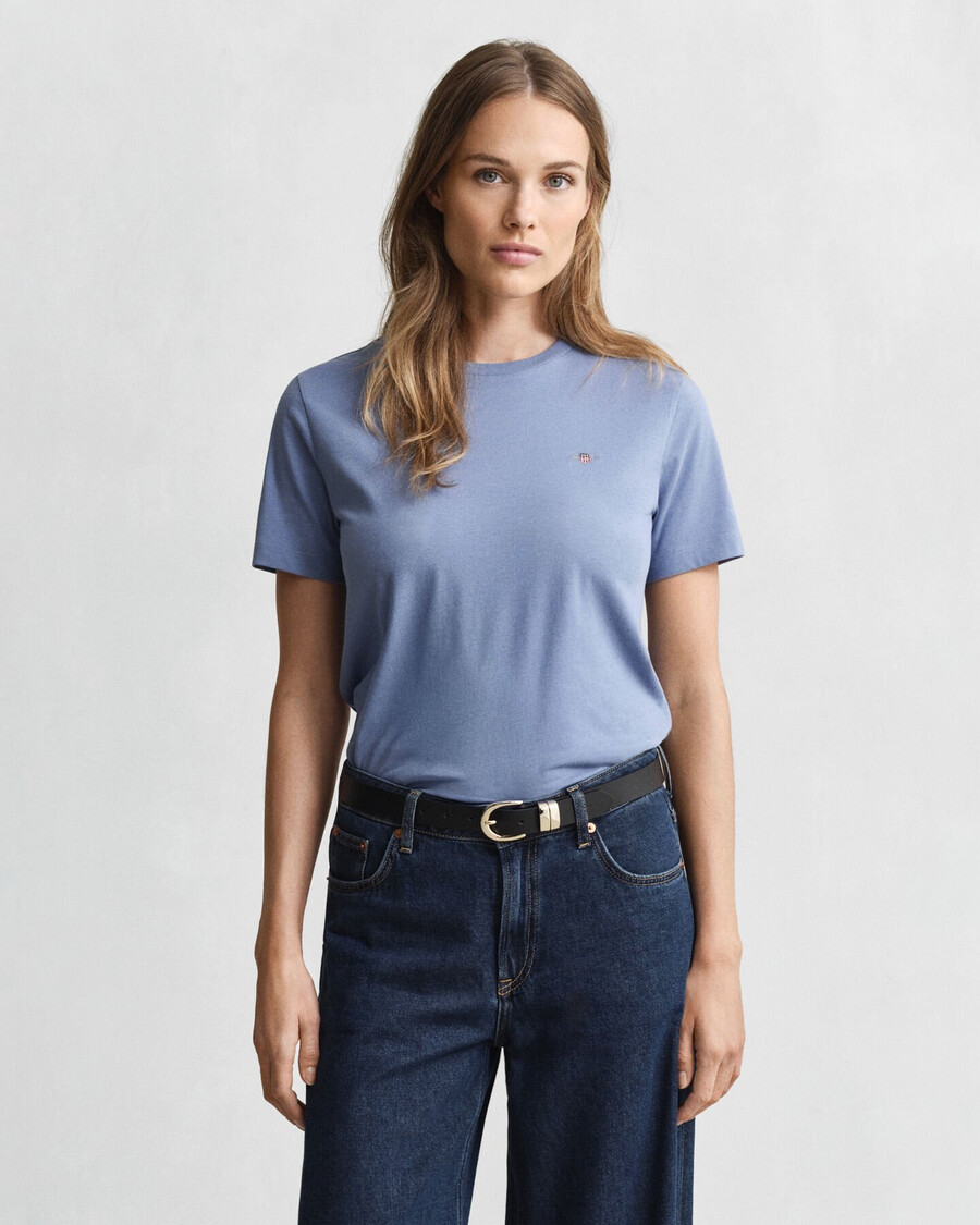 camiseta shield - jeans desbotado